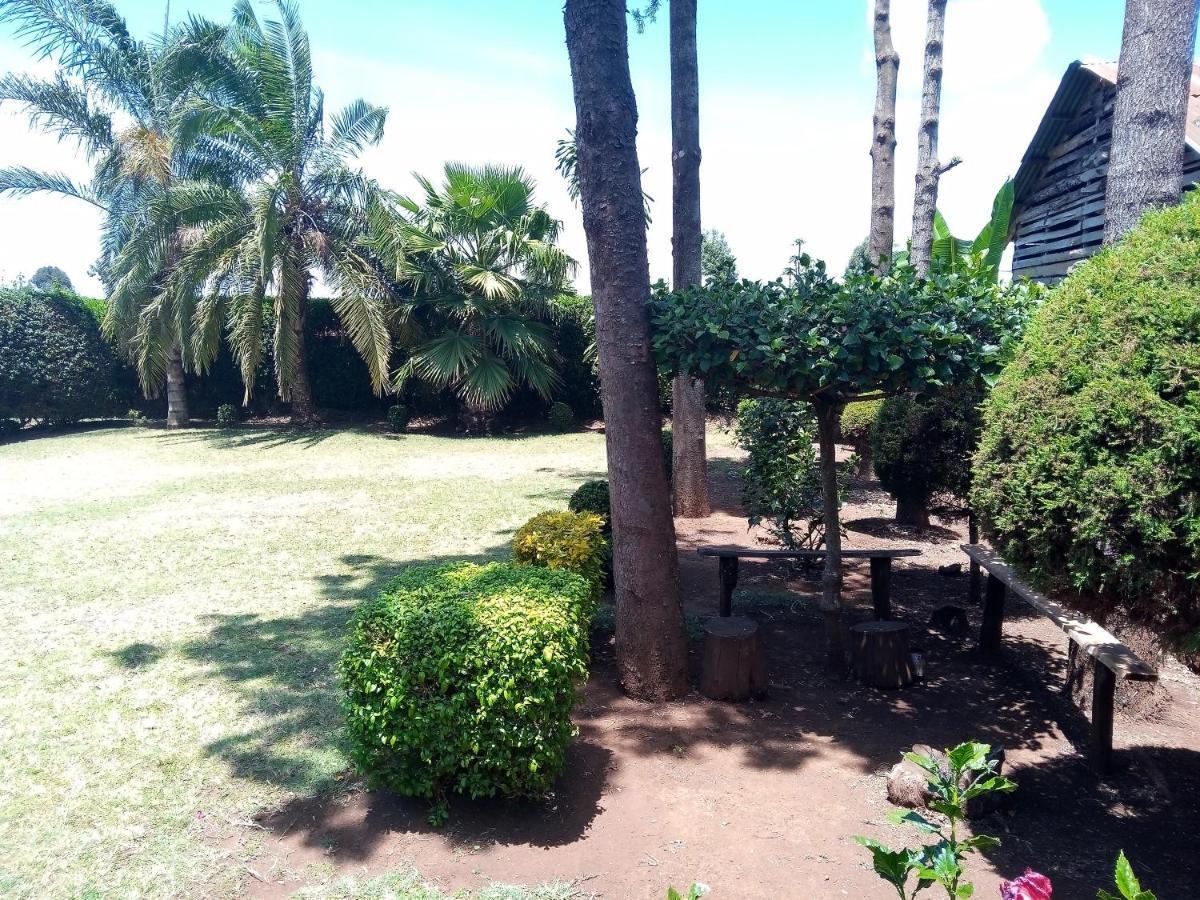 Greenfield Homestay -Full Board Oloitokitok Exterior foto